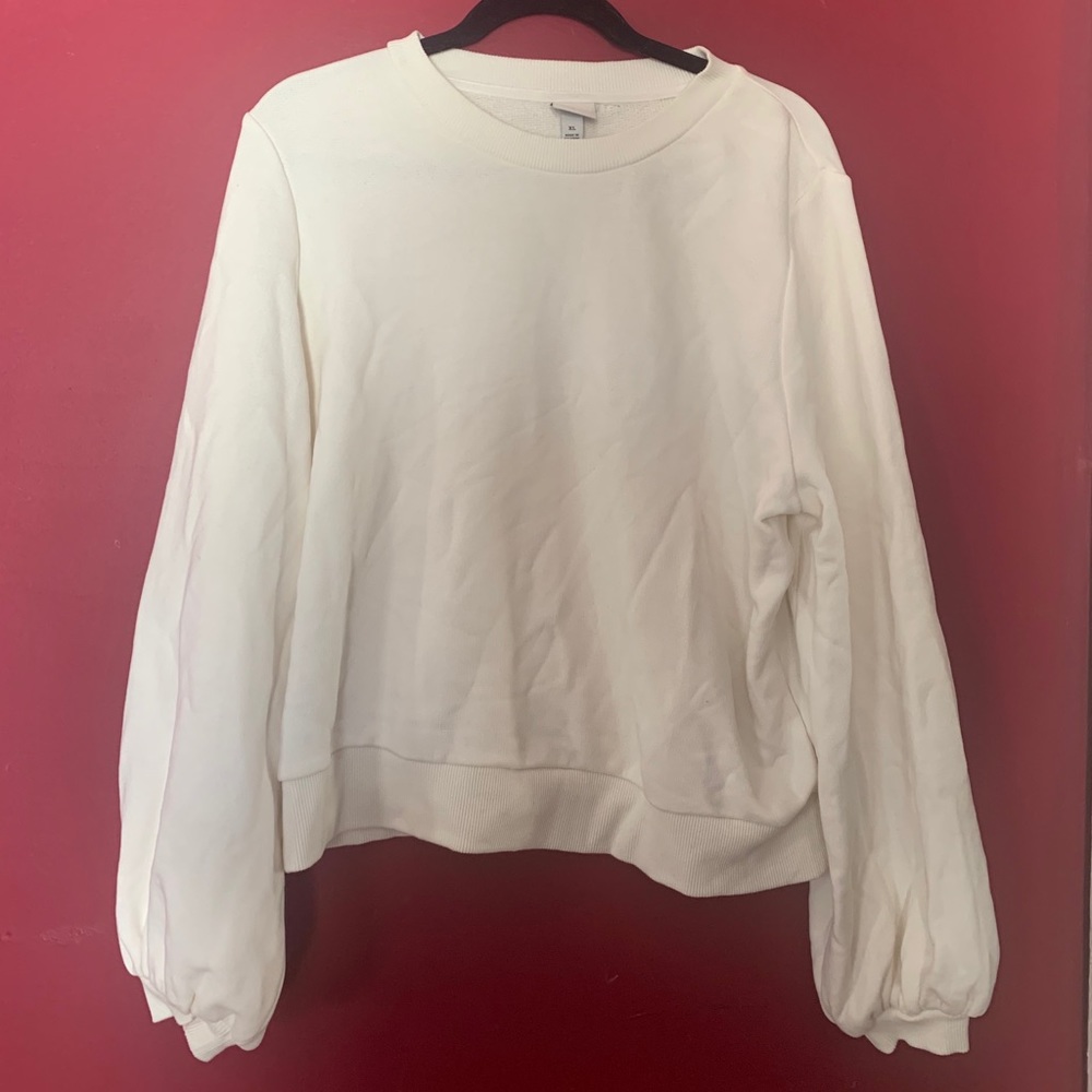 A NEW DAY WHITE TARGET CREWNECK